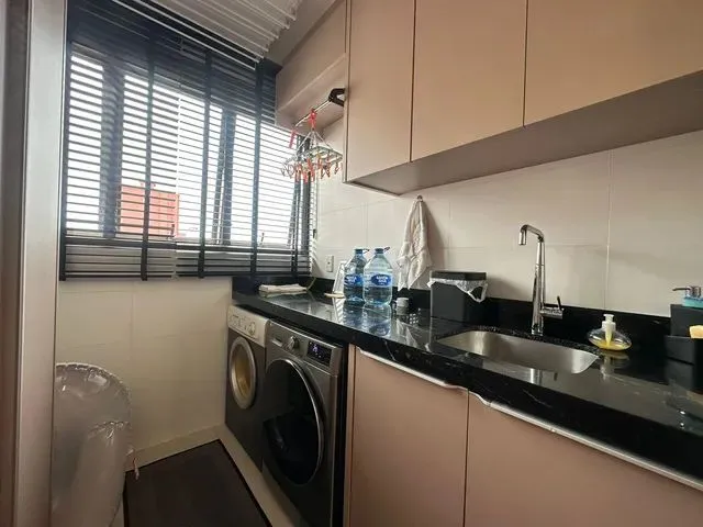 Imagem 3: Apartamento para Aluguel Possui 96 Metros Quadrados com 2 Quartos em Centro - Itajaí - Sc