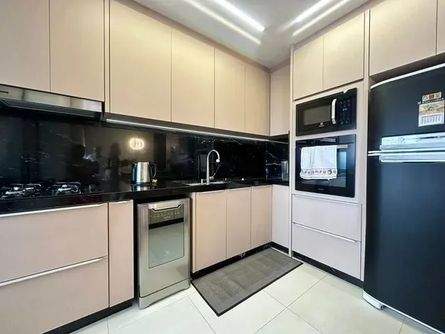 Imagem 7: Apartamento para Aluguel Possui 96 Metros Quadrados com 2 Quartos em Centro - Itajaí - Sc