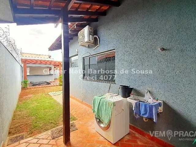 Imagem 4: Térrea para Aluguel Tem 110 Metros Quadrados com 3 Quartos em Carandá Bosque - Campo