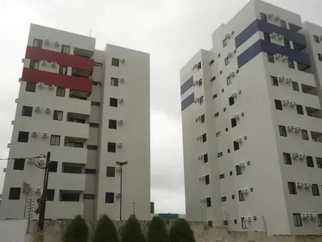 Imagem: O apartamento possui 3 Dormitórios, 1 Banheiro, 1 Vaga na