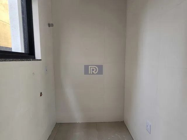 Imagem 2: Sobrado em Serraria, São José/SC