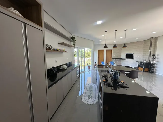 Imagem 14: Casa em Ivoti | 3 Dormitórios (1 Suíte) | 229m² | Semi-mobiliada
