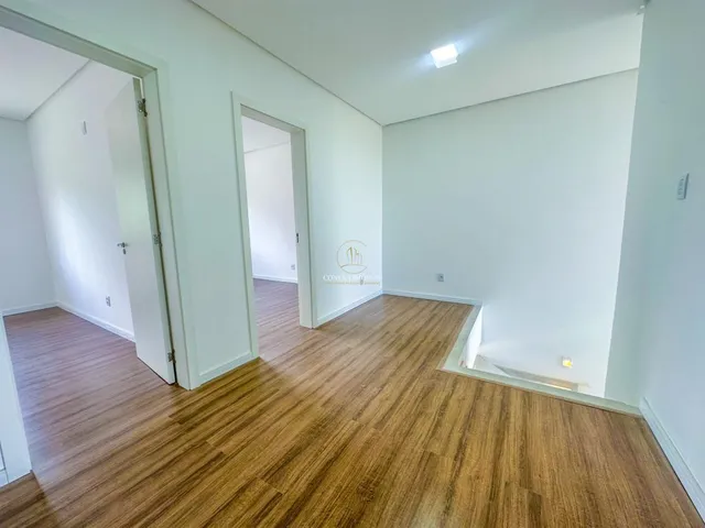 Imagem 10: Sobrado de Alto Padrão com Piscina e 3 Dorm. (1 Suíte) em Estância Velha