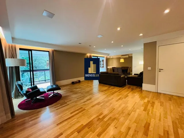 Imagem 2: Imperdível Oportunidade: Apartamento de Luxo com 4 Quartos e 243M² no Campo Belo, São Paulo-Sp