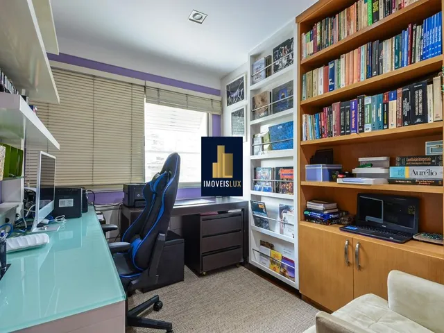 Imagem 3: Apartamento para Venda em Jardim Europa com 3 Quartos, Sendo 1 Suíte , 177M²