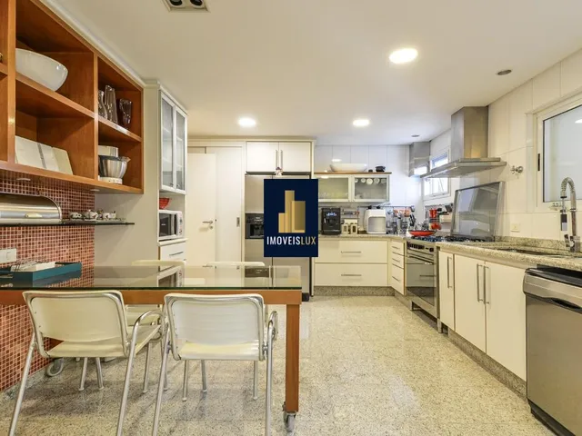 Imagem 15: Apartamento para Venda em Jardim Europa com 3 Quartos, Sendo 1 Suíte , 177M²