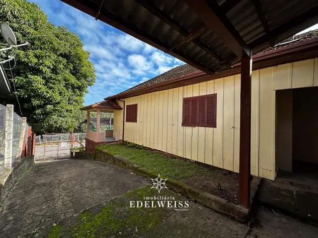 Imagem 3: Casa mais Prédio Industrial à venda em Igrejinha Centro!