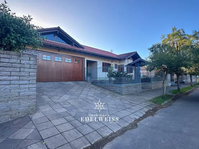 Imagem 4: Casa de esquina com Piscina à venda em Igrejinha, Bairro Bom Pastor!