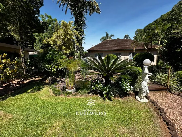Imagem 9: Oportunidade! Casa com 6 dormitórios