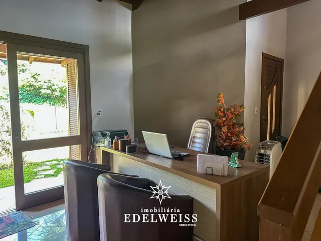 Imagem 7: Alto Padrão! Casa com 3 dormitórios