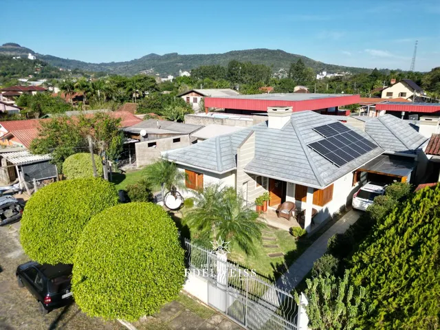 Imagem 9: Alto Padrão! Casa com 3 dormitórios