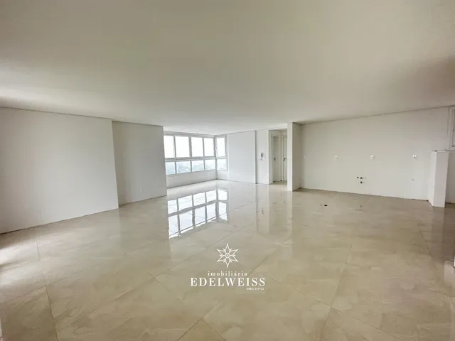 Imagem 2: Alto Padrão! Apartamento com 3 dormitórios