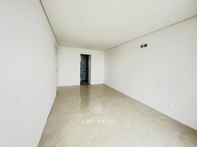 Imagem 6: Alto Padrão! Apartamento com 3 dormitórios
