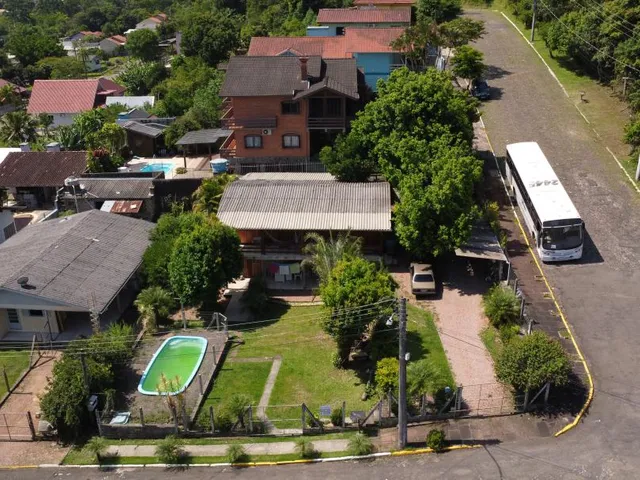 Imagem 2: Casa com 3 Dormitorio(s) localizado(a) no bairro Centro em Igrejinha / Rio Grande do Sul