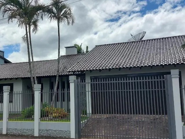 Imagem 2: Casa com 3 Dormitorio(s) localizado(a) no bairro Bom Pastor em Igrejinha / Rio Grande do