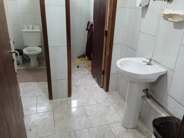 Imagem 11: BARRACÃO/GALPÃO à venda com 1950m² por R$ 4.300.000,00 no bairro Vargem Grande