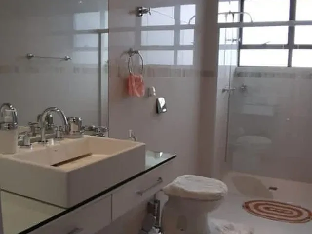 Imagem 8: APARTAMENTO com 4 dormitórios à venda com 387m² por R$ 2.200.000,00 no bairro