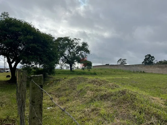 Imagem 2: TERRENO à venda com 1341.74m² por R$ 2.012.000,00 no bairro Centro - PINHAIS / PR