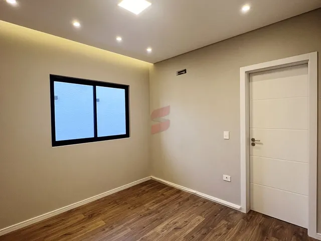 Imagem 4: CASA com 3 dormitórios à venda com 359m² por R$ 1.600.000,00 no bairro Planta