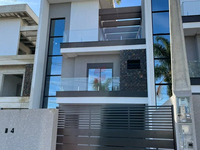 Imagem: SOBRADO TRIPLEX com 3 dormitórios à venda