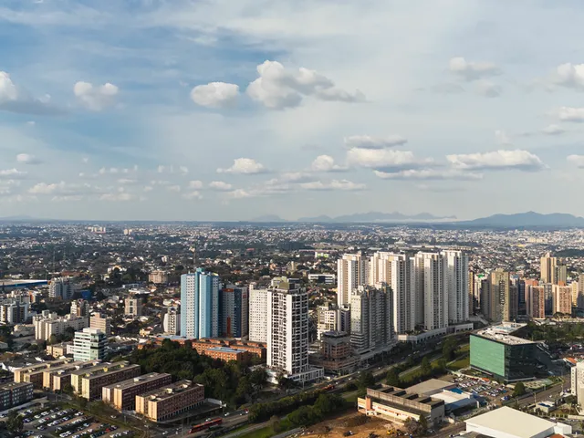 Imagem 2: Apartamento em Curitiba, no bairro Cristo Rei - Referência: 0502 - Explore Botânico