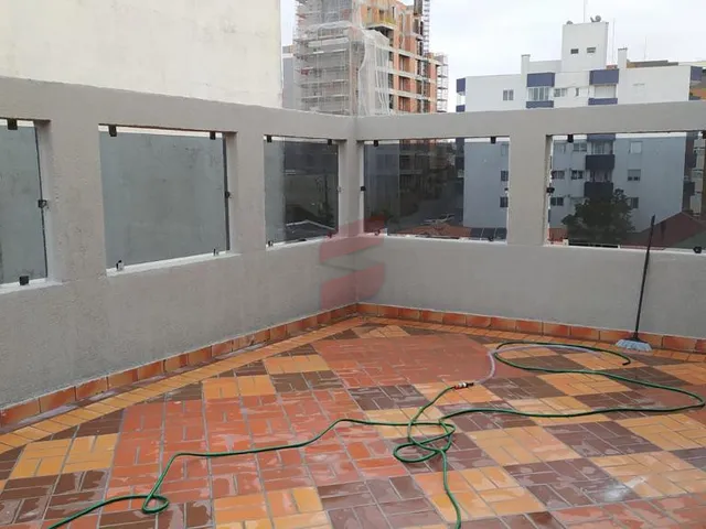 Imagem 4: COBERTURA com 3 dormitórios à venda com 173.13m² por R$ 899.000,00 no bairro Bacacheri