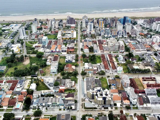 Imagem 5: APARTAMENTO com 2 dormitórios à venda com 177m² por R$ 795.000,00 no bairro Caiobá