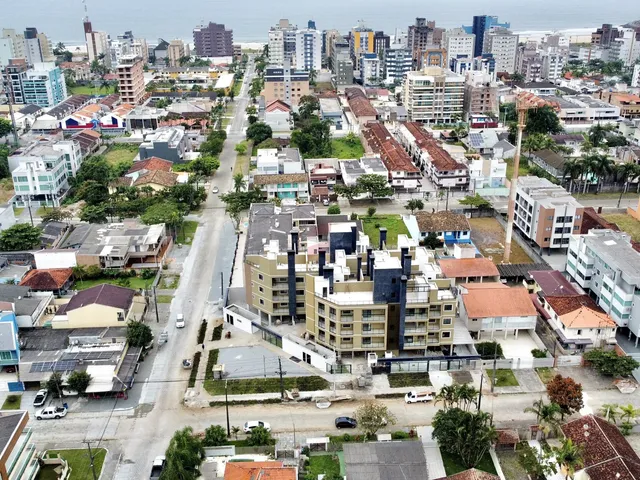 Imagem 5: APARTAMENTO com 2 dormitórios à venda com 160.55m² por R$ 765.000,00 no bairro Caiobá