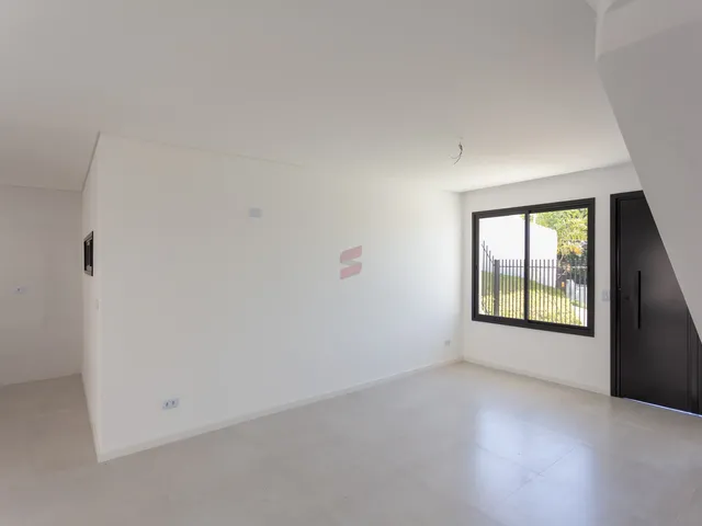 Imagem 4: SOBRADO com 3 dormitórios à venda com 151.57m² por R$ 699.000,00 no bairro Atuba