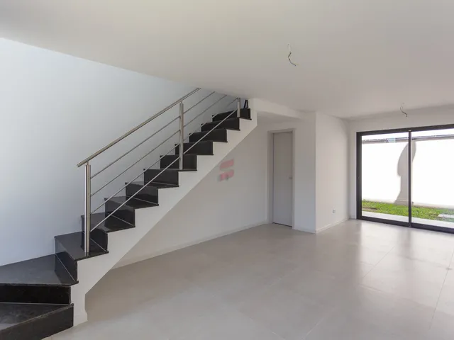 Imagem 10: SOBRADO com 3 dormitórios à venda com 151.57m² por R$ 699.000,00 no bairro Atuba
