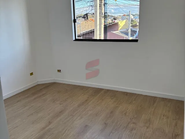 Imagem 2: SOBRADO com 3 dormitórios à venda por R$ 500.000,00 no bairro Sítio Cercado - CURITIBA