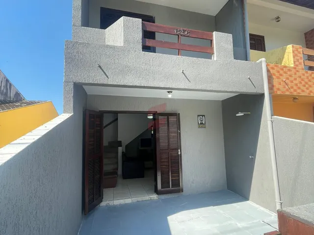 Imagem 1: SOBRADO com 2 dormitórios à venda com 202.8m² por R$ 368.000,00 no bairro Balneário