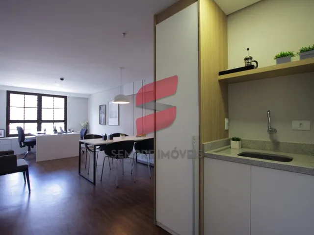 Imagem 2: SALA COMERCIAL à venda com 41.85m² por R$ 243.700,00 no bairro Cristo Rei - CURITIBA