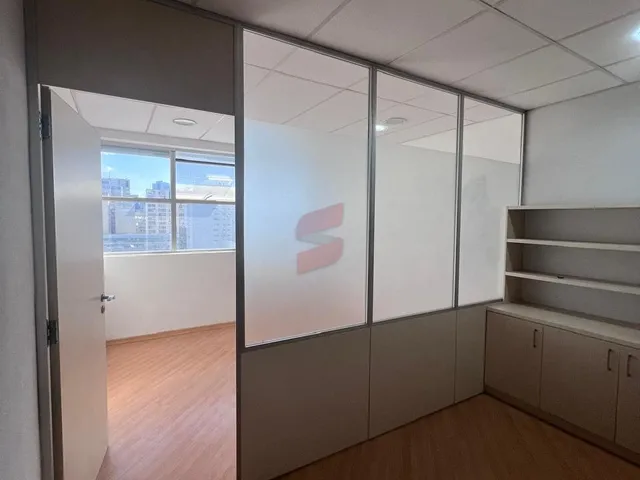 Imagem 16: SALA COMERCIAL à venda com 45700m² por R$ 180.000,00 no bairro Centro - CURITIBA / PR