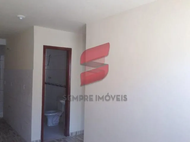 Imagem 3: Casa com 2 Dormitórios para Alugar com 45M² por R$ 1.200,00 no Bairro Planta Deodoro - Piraquara / Pr