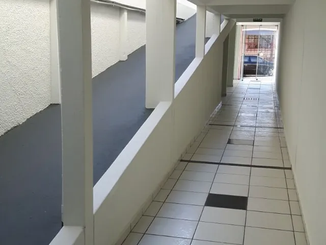 Imagem: A loja possui 14 Dormitórios, 6 Banheiros, 3 Vagas na