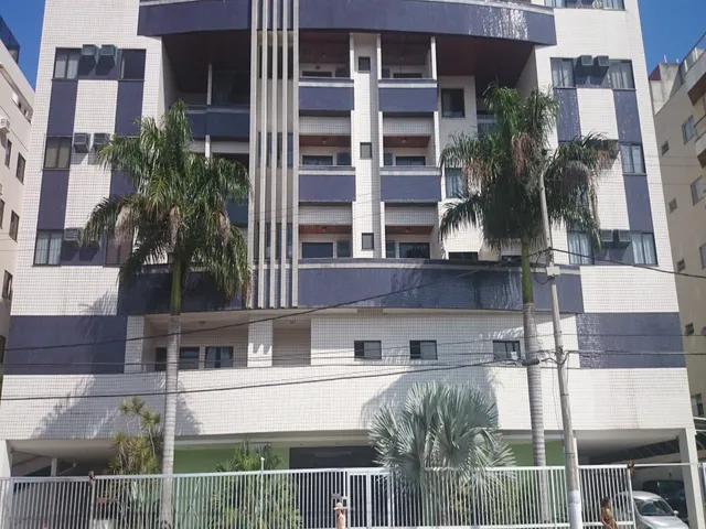 Imagem: A casa possui 2 Dormitórios, 1 Suíte, 1 Banheiro, 2 Vagas