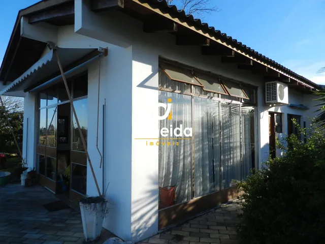 Imagem 16: Casa 3 dormitórios e piscina com área de 3.742m², próximo ao Clube Dores,Bairro