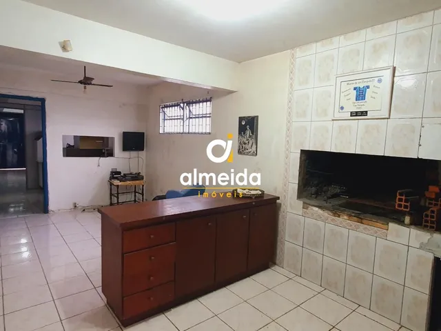 Imagem 5: CASA 5 DORMITÓRIOS COM ÓTIMA LOCALIZAÇÃO