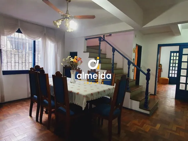 Imagem 10: CASA 5 DORMITÓRIOS COM ÓTIMA LOCALIZAÇÃO
