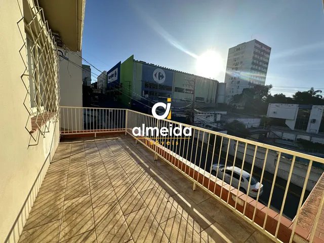 Imagem 2: Casa 6 dormitórios à venda Centro Santa Maria/RS