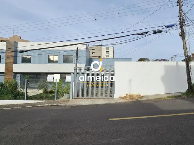 Imagem: Casa Comercial 4 dormitórios à venda Nossa