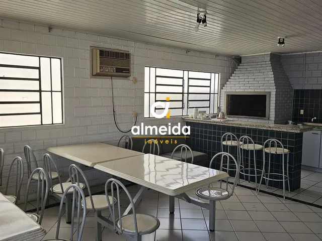 Imagem 7: Pavilhão na Av. Hélvio Basso no Bairro Nossa Senhora da Medianeira em Santa Mari