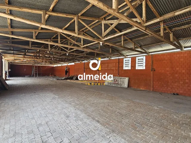 Imagem 8: Pavilhão na Av. Hélvio Basso no Bairro Nossa Senhora da Medianeira em Santa Mari