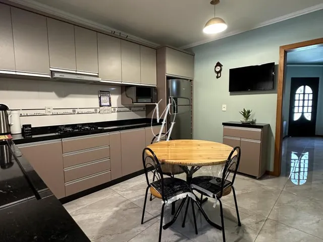Imagem 5: Oportunidade Única de Viver em Dobro: Seu Refúgio com Versatilidade e Lazer Garantidos!