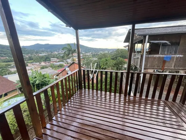 Imagem 14: Amplo Terreno com 2 Casas em Região Alta