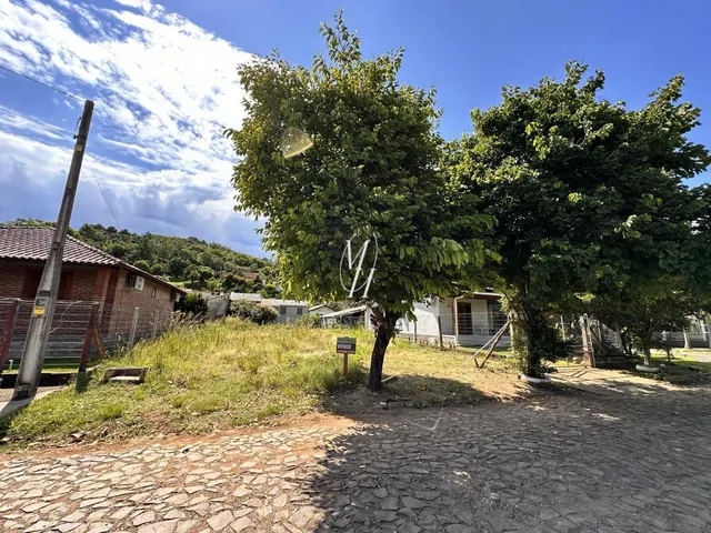 Imagem: Terreno com 2 Dormitorio(s) localizado(a)