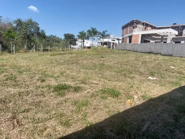 Imagem: Terreno de 1.048M² À Venda em Condomínio