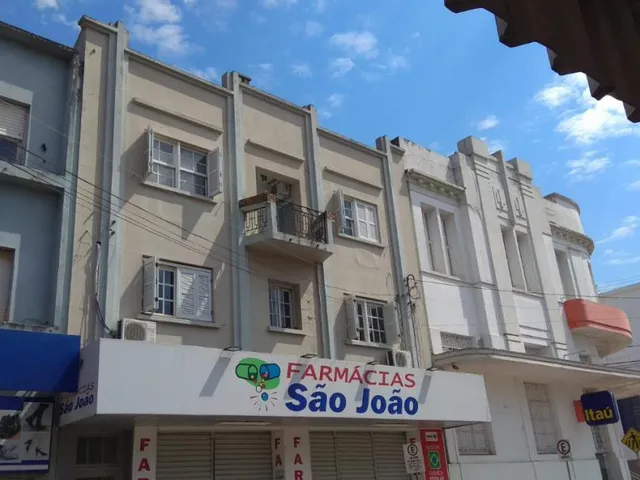Imagem: Apartamento com 3 Dormitorio(s) localizado(a)