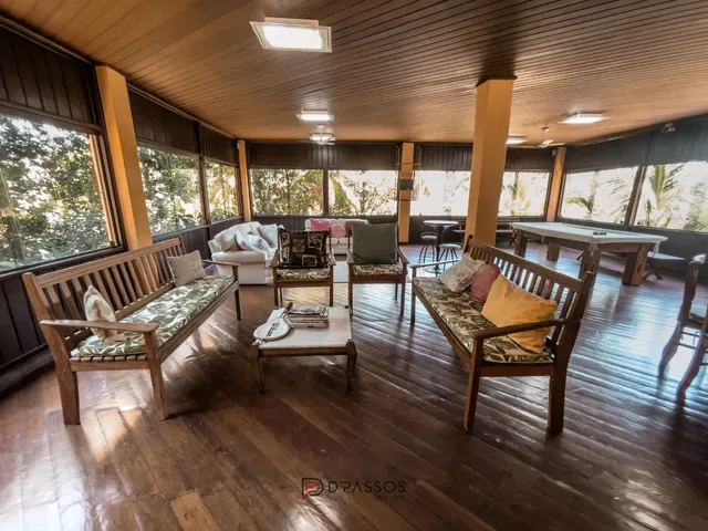 Imagem 4: Triplex de luxo com 7 quartos e 5 vagas na praia de Boiçucanga, São Sebastião-SP